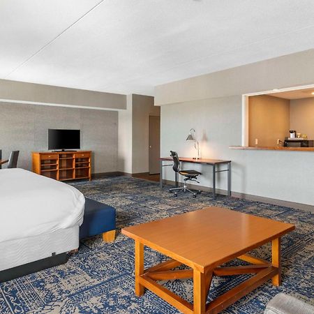 Bangor Aviator Hotel BW Premier Collection Bagian luar foto